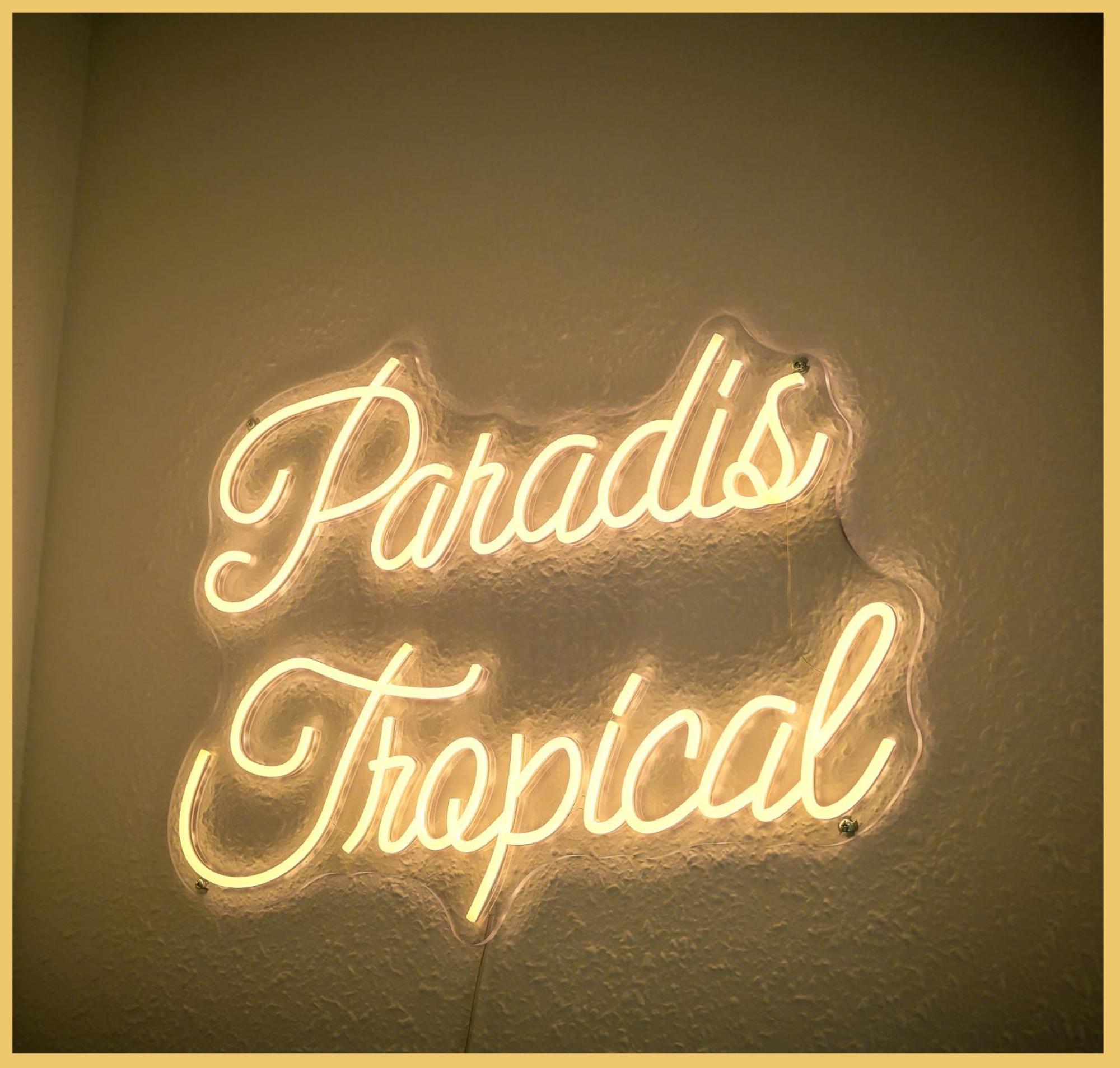 Le Paradis Tropical *